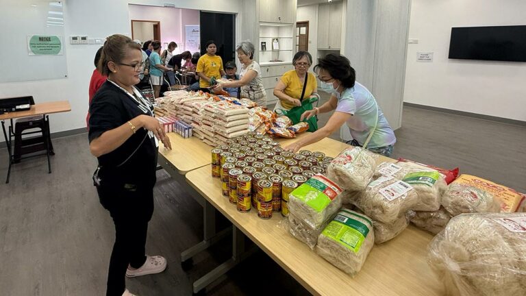 Distribution of groceries